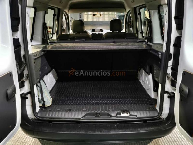 Renault Kangoo combi 1.5 dCi Emotion 90cv. Impecable Etiqueta verde. 