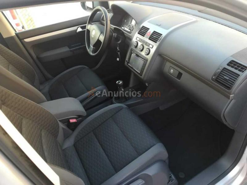Volkswagen Touran 1.9Tdi  105cv (PegatinaB) 
