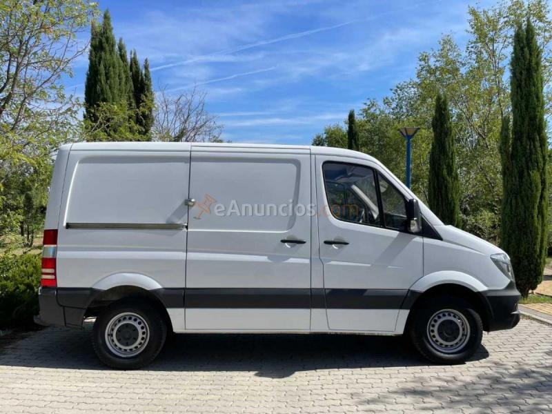 Mercedes Sprinter Corto 3.0T 211 CDI 114cv 6 vel. *38.000 km* *Nacional* 