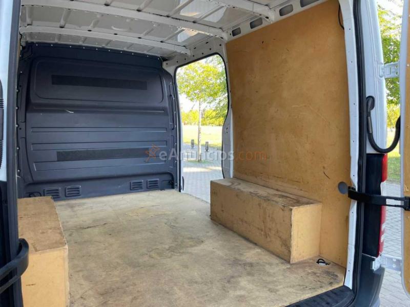 Mercedes Sprinter Corto 3.0T 211 CDI 114cv 6 vel. *38.000 km* *Nacional* 