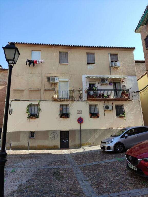 Vivienda a reformar en el barrio de ANTEQUERUELA