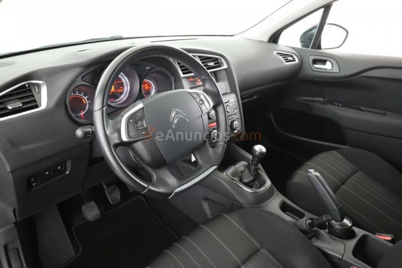 Citron C4 1.2 PureTech Live Edition