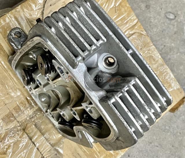 Toberas admisión culata pistones jinlun Faztec 125