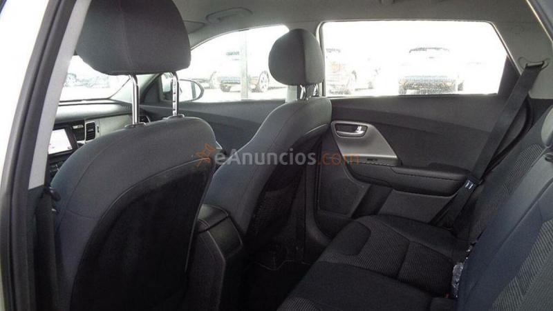 Kia Niro  1.6 GDi Híbrido Enchufable 104kW Concept