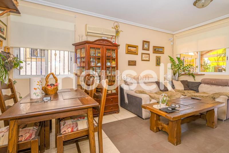 Chalet en venta de 140m en Avenida Andalucía, 03520 Polop (Alacant)