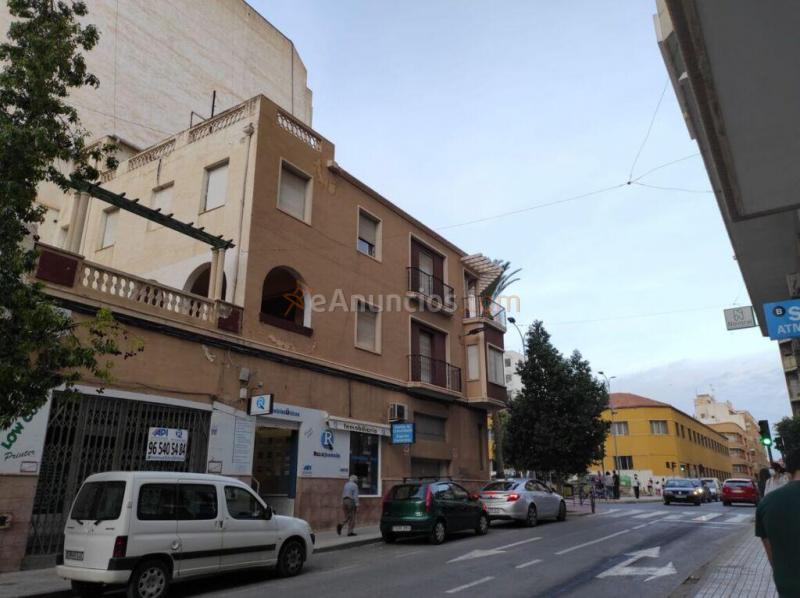 Edificio singular en Venta en Crevillent Alicante