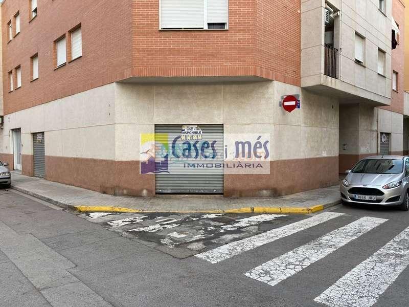 LOCAL COMERCIAL 125m2.