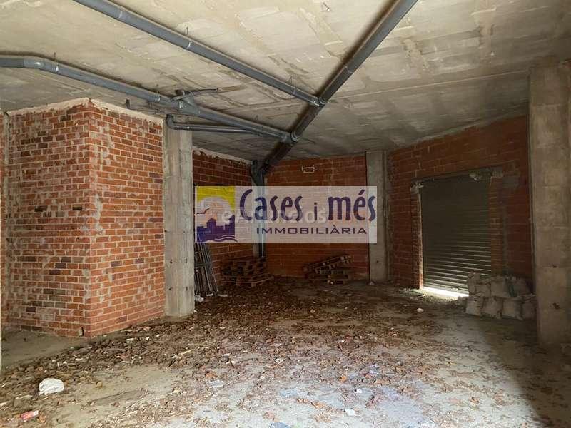 LOCAL COMERCIAL 125m2.