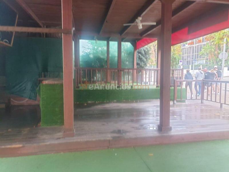 Local  Salón de fiestas en ZONA TURISTICA -