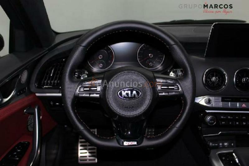 Kia Stinger 3.3 T-GDi GT 4x4 (Sports)