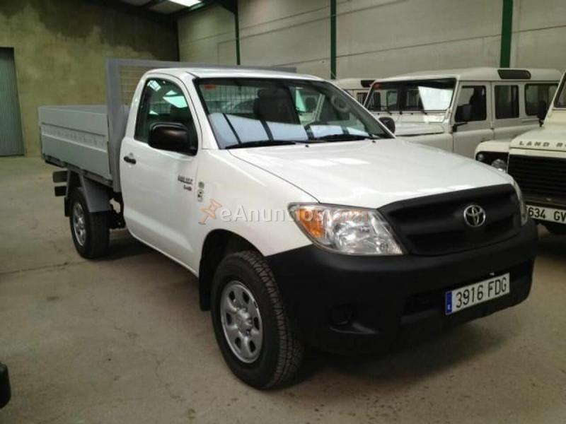 Toyota Hilux Hilux 2.5D-4D Cabina Simple DLX 