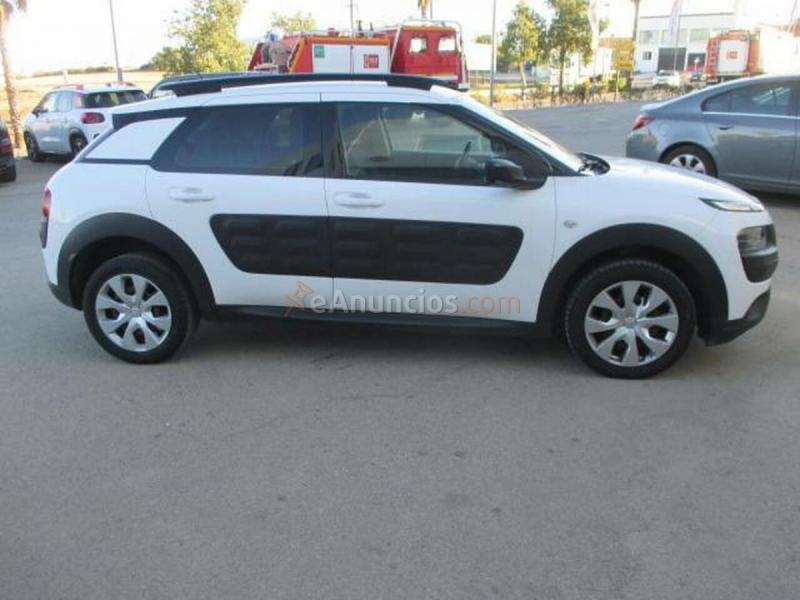 Citron C4 Cactus  PureTech 82cv Feel