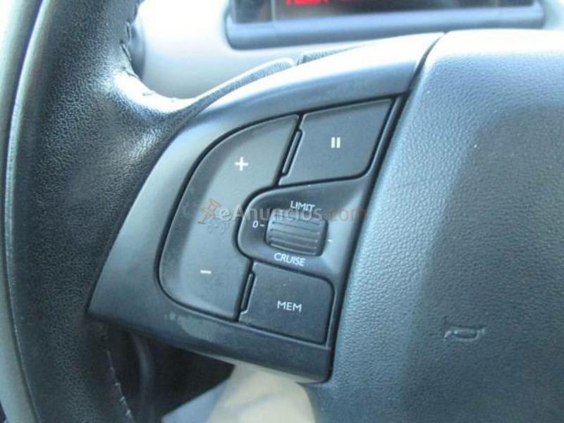 Citron C4 Cactus  PureTech 82cv Feel