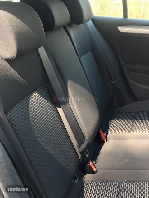 Volkswagen Golf rabbit 1.6 TDI de 2012 con 128.000 Km por 7.999 EUR. en Barcelona