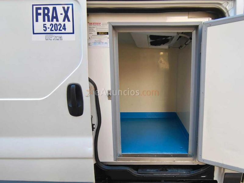 Nissan Primastar furgon largo frigorifico 