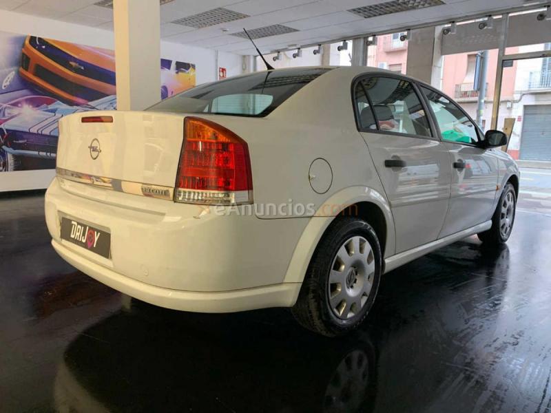 Opel Vectra Cosmo 1.9 CDTI 8v 120 CV 4p. 