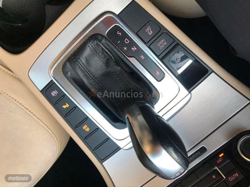 Volkswagen Passat Variant 2.0 TDI 140cv 4mot Advance BMT de 2011 con 179.000 Km por 9.999 EUR. en Barcelona