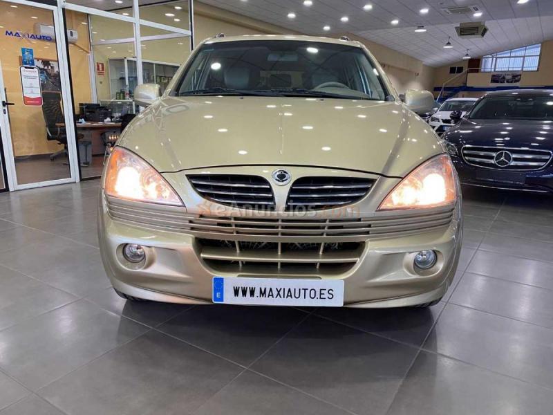 SsangYong Kyron M 200 XDI PREMIUM AUTO 4X4 