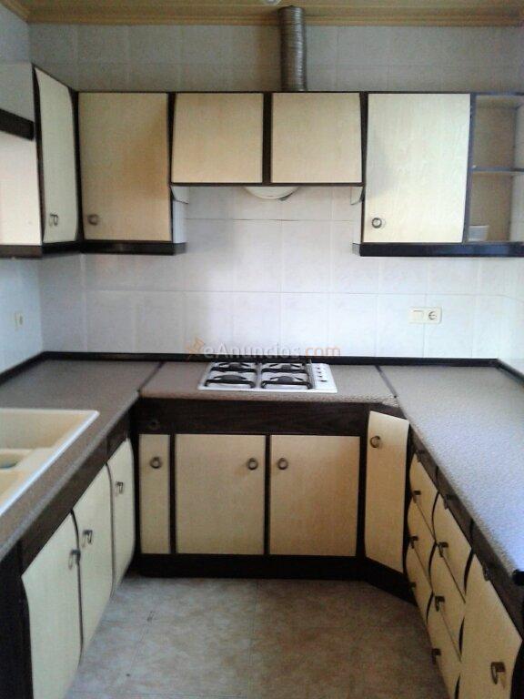 PISO SEÑORIAL REFORMADO EN VENTA DE 5 HABITACIONES DOBLES EN EL CENTRO DE MANRESA