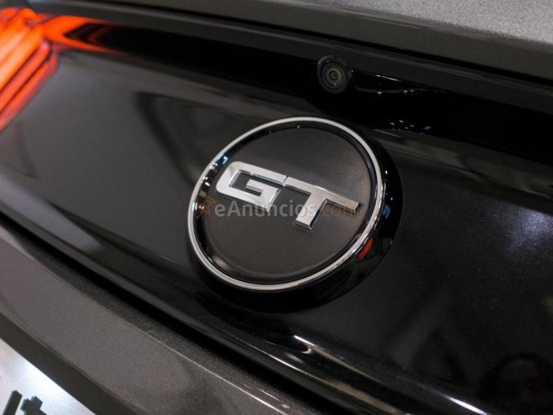 Ford Mustang 5.0 Ti-VCT V8 307kW Mustang GT (Fastsb.)