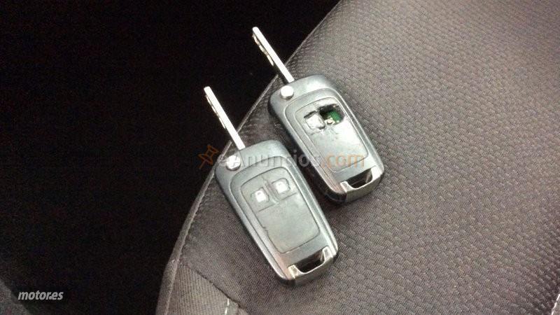 Opel Insignia ST 2.0CDTI ECOFLEX EDITION de 2011 con 200.031 Km por 6.900 EUR. en Madrid