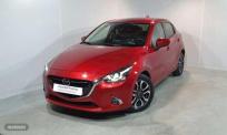 Mazda Mazda2 Mazda2 1.5D Luxury Navegador de 2017 con 58.300 Km por 12.900 EUR. en Madrid