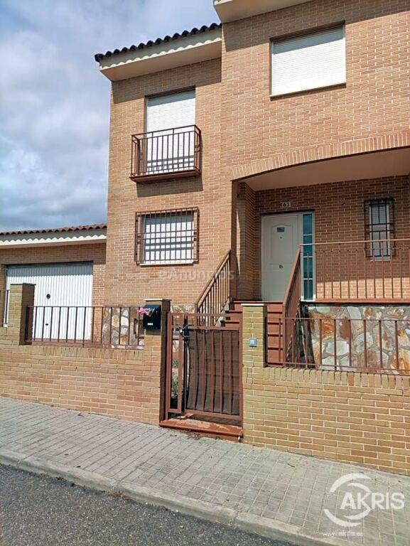 Fantastico Chalet en la Urbanizacion de Valparaiso, Toledo