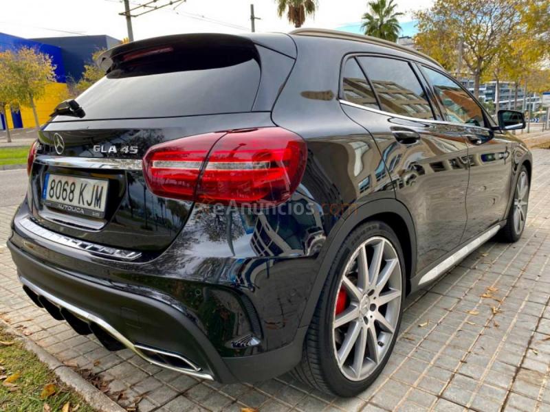 Mercedes GLA 45 AMG 