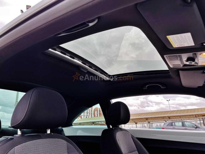 Volkswagen Beetle 1.2 TSi CUP con NAVEGADOR, TECHO PANORÁMICO...