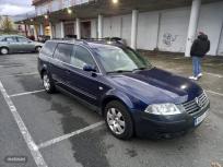 Volkswagen Passat Familiar de 2001 con 260.000 Km por 2.500 EUR. en Guadalajara