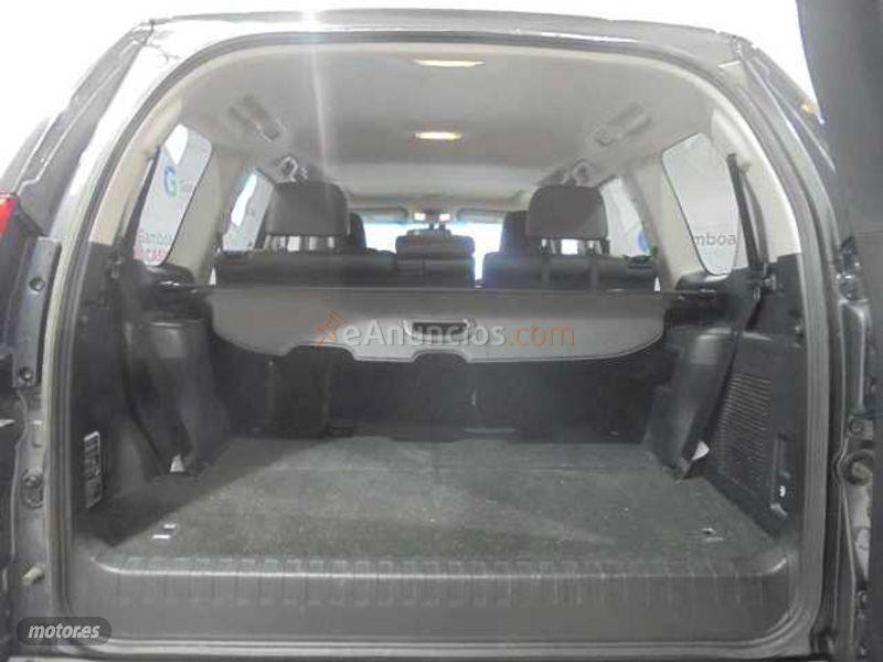 Toyota Land Cruiser 2.8 D-4D VXL AUTO de 2017 con 113.111 Km por 45.690 EUR. en Madrid