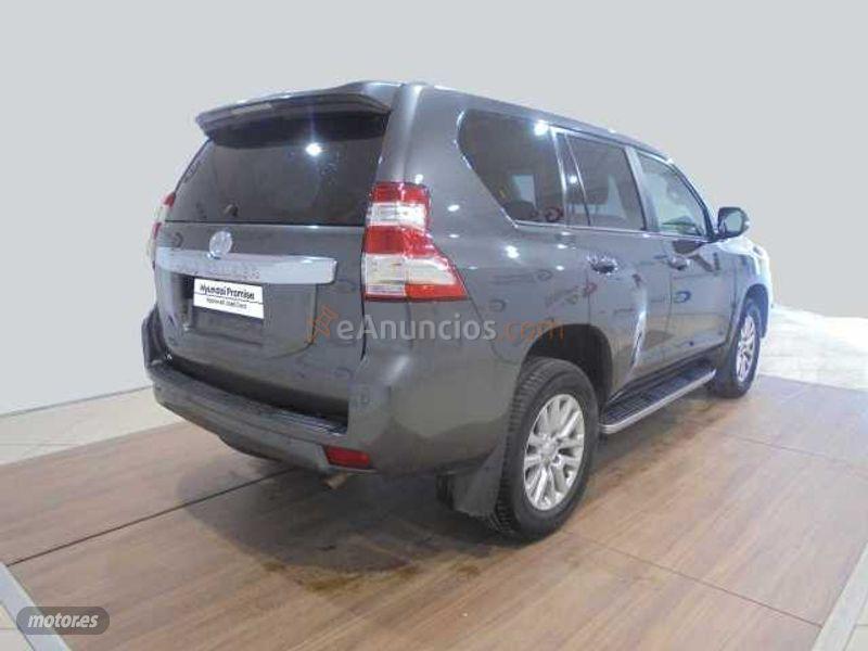 Toyota Land Cruiser 2.8 D-4D VXL AUTO de 2017 con 113.111 Km por 45.690 EUR. en Madrid
