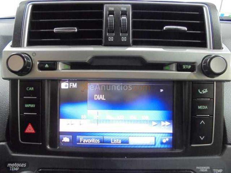 Toyota Land Cruiser 2.8 D-4D VXL AUTO de 2017 con 113.111 Km por 45.690 EUR. en Madrid