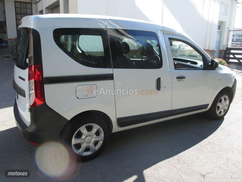 Dacia Dokker Ambiance 1.6 100cv EU6 de 2016 con 120.000 Km por 9.600 EUR. en Barcelona