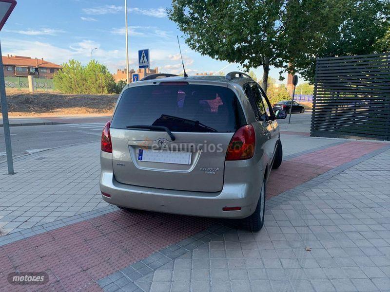 Toyota Corolla Verso 1.8 VVTi Linea Sol de 2003 con 219.811 Km por 3.150 EUR. en Madrid