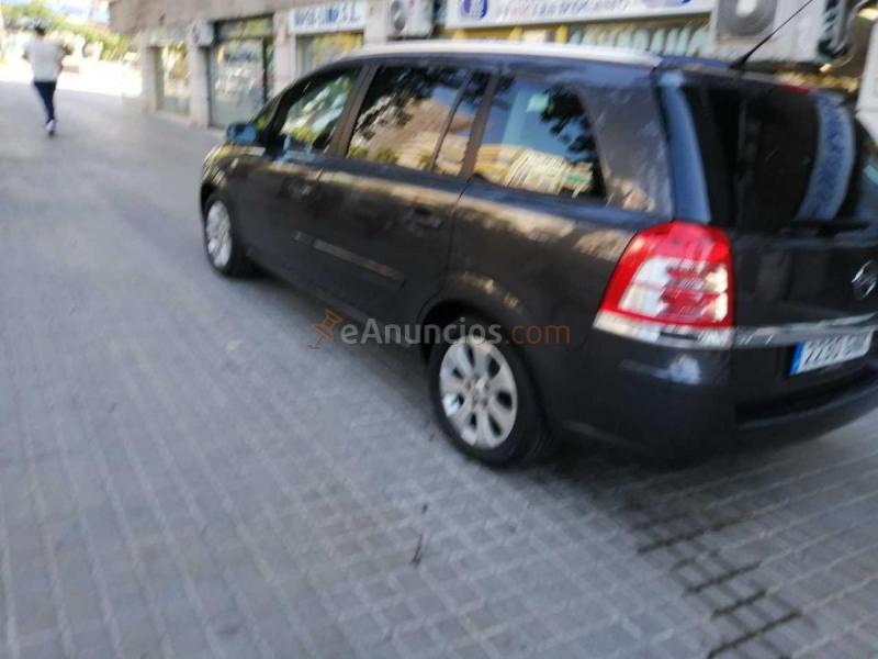 Opel Zafira 1.9 CDTi 150 CV Cosmo 