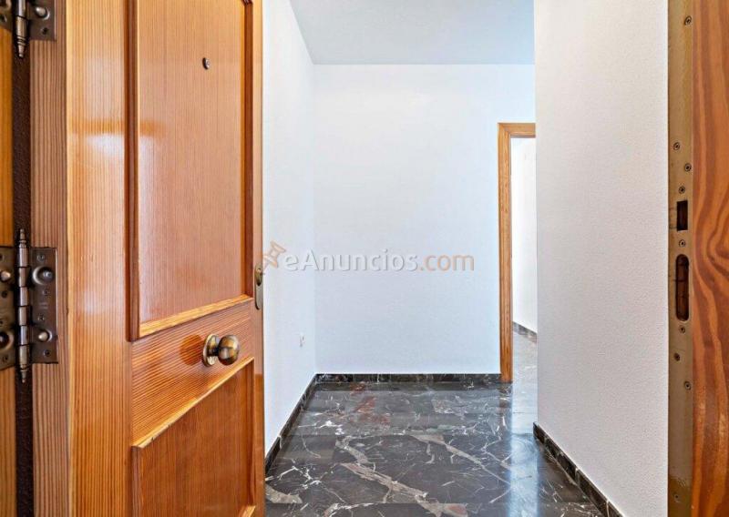 ESPACIOSO PISO FAMILIAR EN EL CENTRO DE EL EJIDO