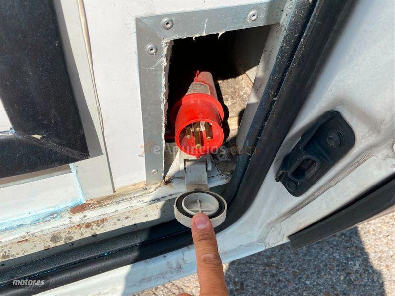 Citroen Jumper 35 L2H2 HDi 130 de 2016 con 132.228 Km por 16.990 EUR. en Madrid