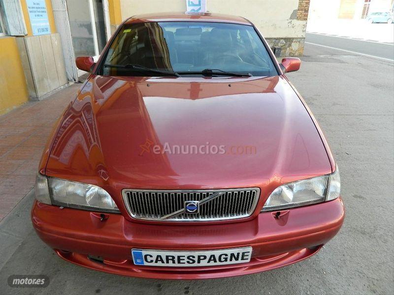 Volvo C 70 2.3 TURBO AUTO de 1998 con 200.000 Km por 2.490 EUR. en Lleida
