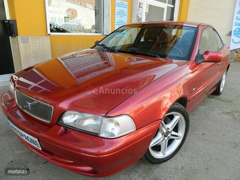 Volvo C 70 2.3 TURBO AUTO de 1998 con 200.000 Km por 2.490 EUR. en Lleida
