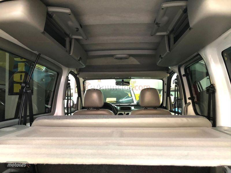 Renault Kangoo Confort Expression 1.5dCi 65cv de 2006 con 120.000 Km por 4.499 EUR. en Santa Cruz de Tenerife