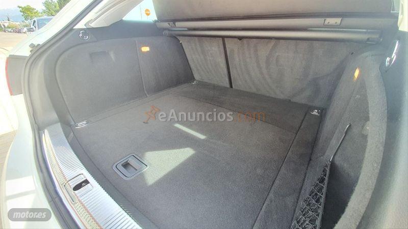 Audi A4 Avant 2.0 clean d TDI 190CV S line ed de 2015 con 126.120 Km por 17.999 EUR. en Granada