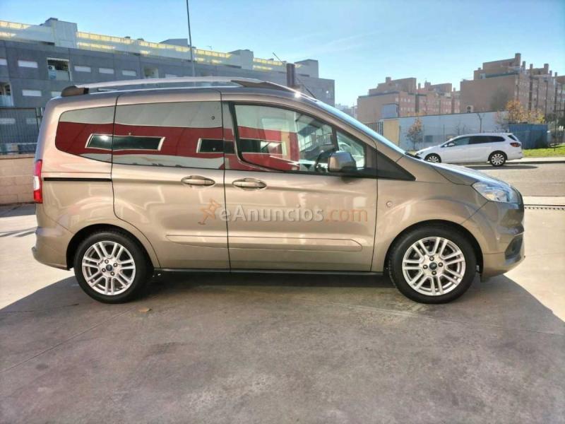 Ford Tourneo Courier 1.0 EcoBoost 74kW (100CV) Titanium