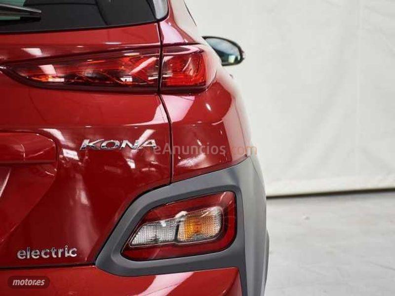 Hyundai Kona 150KW TECNO 484 de 2021 con 12.500 Km por 34.900 EUR. en Cadiz