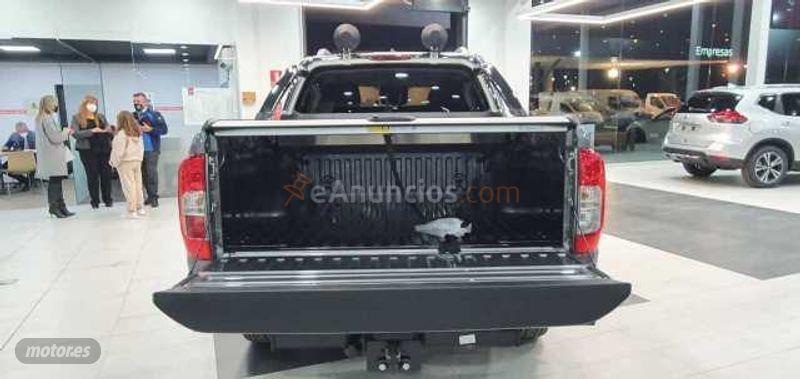 Nissan Navara Doble Cabina Pick Up 2.3DCI AT 4X4 N-Connecta Aut. + Bola, Capota y Barras de 2021 con 21.837 Km por 37.490 EUR. en Madrid