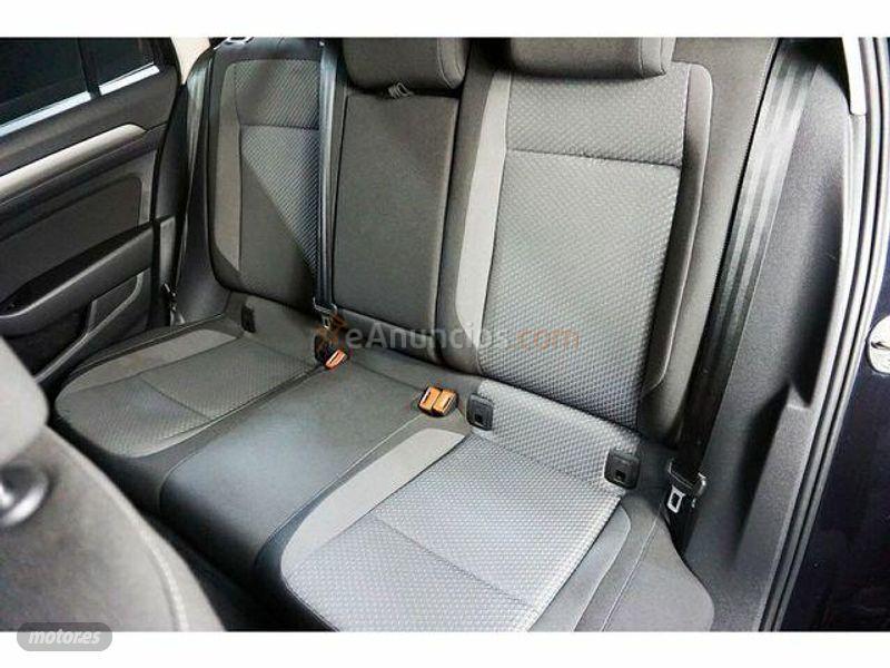 Volkswagen Passat Variant 2.0TDI Edition 110kW de 2016 con 100.000 Km por 15.350 EUR. en Madrid