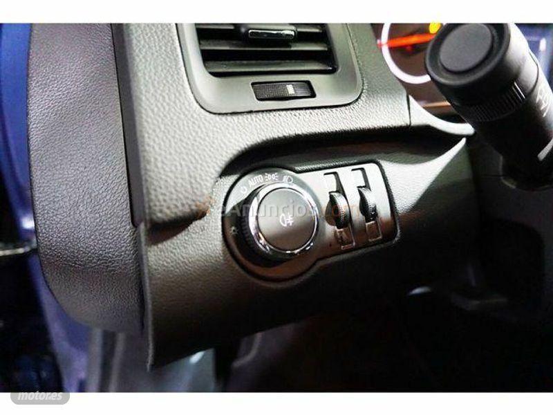 Opel Insignia ST 1.6CDTI S&S Selective 120 de 2017 con 41.000 Km por 13.200 EUR. en Madrid