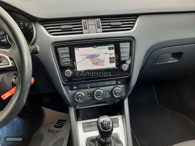 Skoda Octavia Combi 1.6 TDI 81KW 110 Ambit.Greenline de 2016 con 122.000 Km por 11.200 EUR. en Palencia