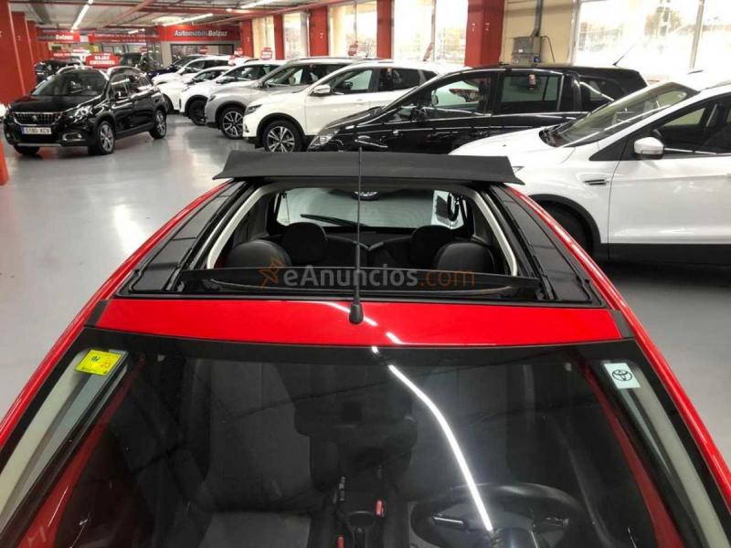 Toyota Aygo x-play TECHO PANORAMICO