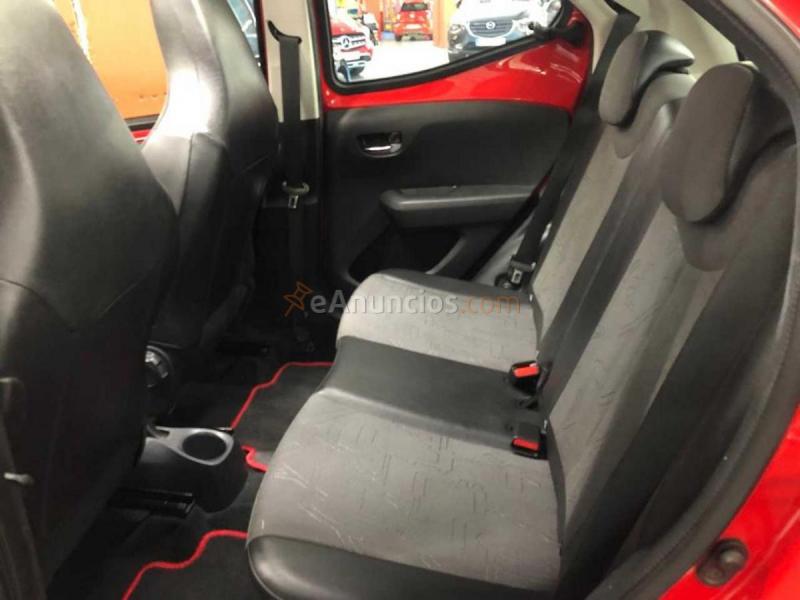 Toyota Aygo x-play TECHO PANORAMICO